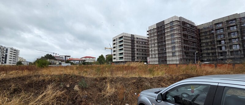 Berceni- zona Persu, str.Postalionului- Dealu Corbului, capat STB 241,